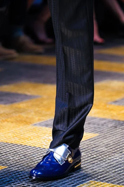 Look 72